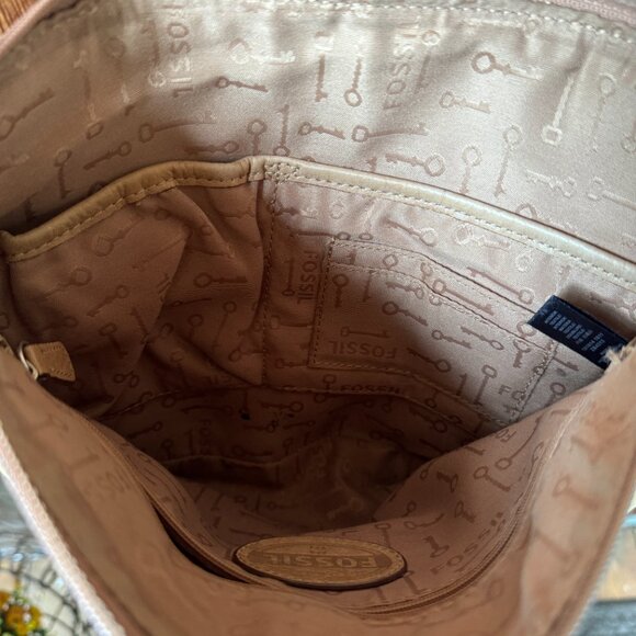 Fossil Light Tan Leather Shoulder Bag Top Zip Maddox 1 inch Adjustable Strap - Picture 14 of 16